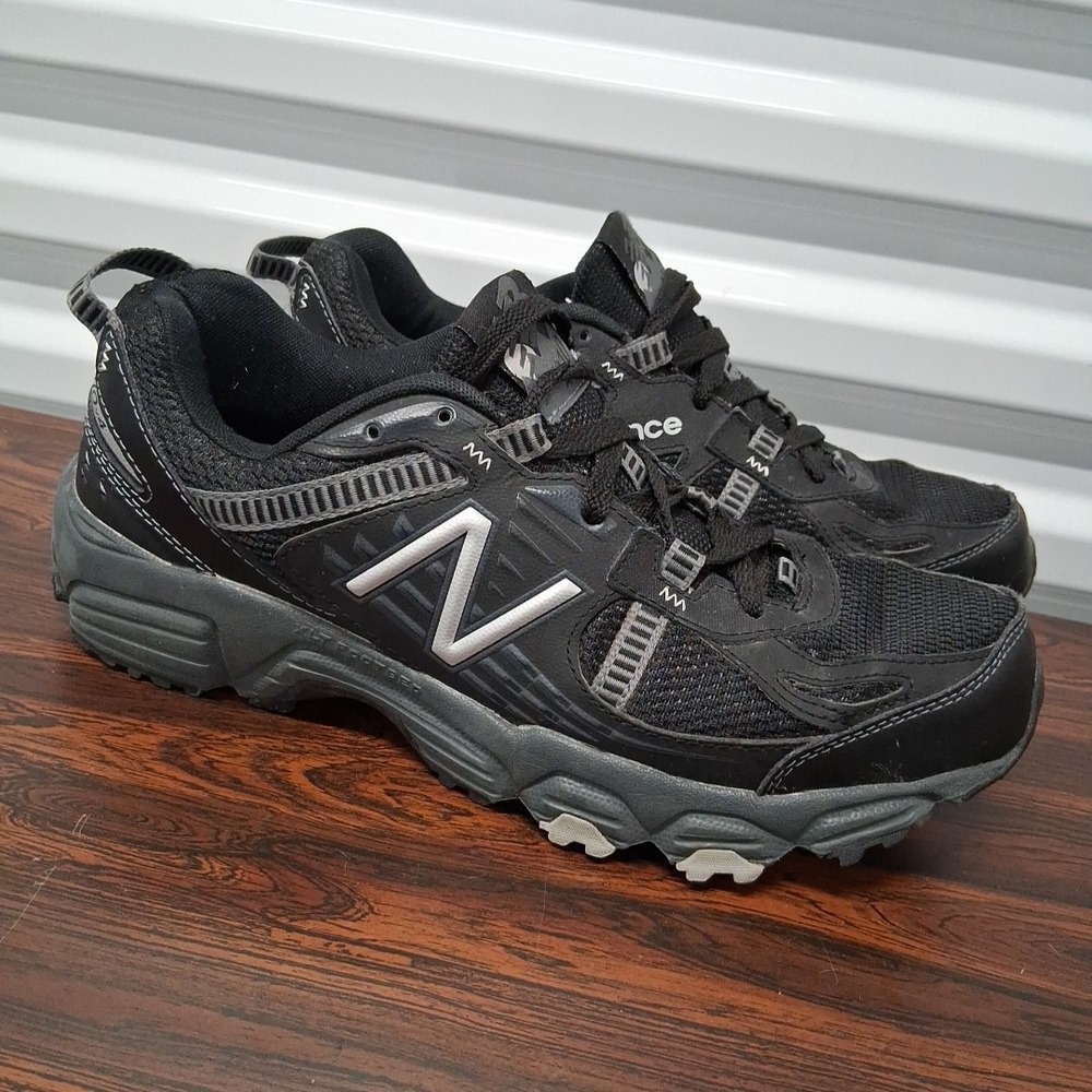 New Balance 410v4 Trail Black Lace Up Shoes Sneakers Mens Size 10.5 D NICE!